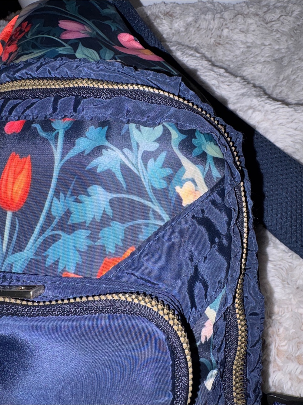 Gola Exclusively for Anthropologie Sling Bag - Picture 3 of 4